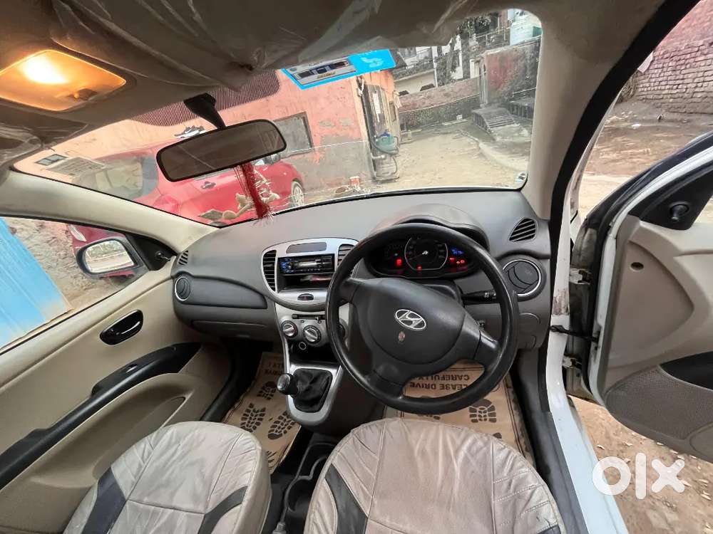 Hyundai I10 2015 Petrol 30000 Km Driven