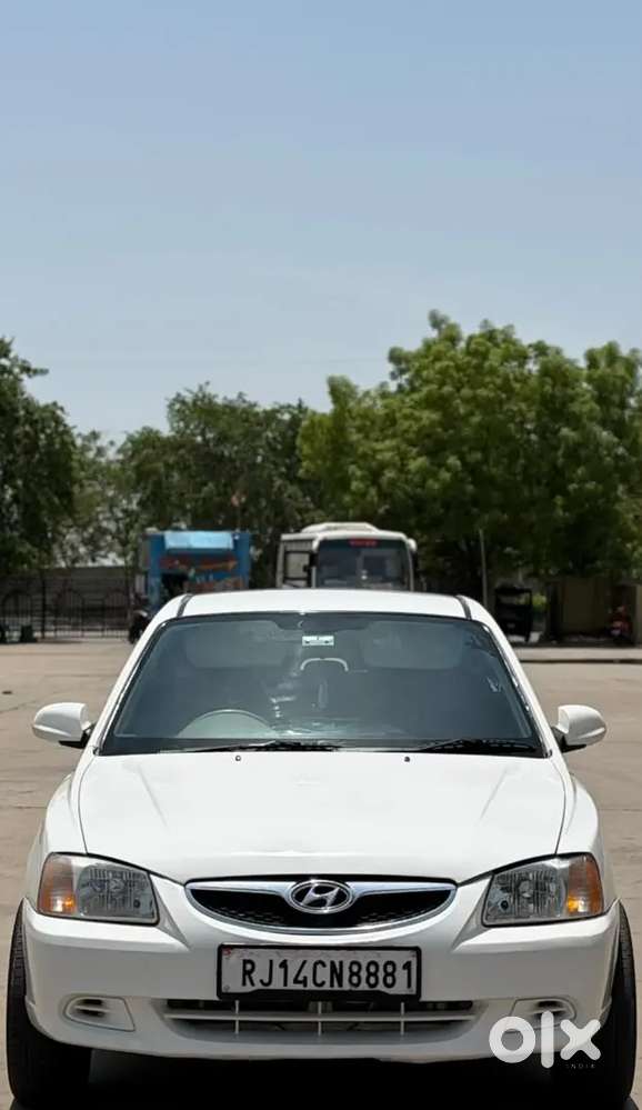 Hyundai Accent Hatchback 2012 Cng & Hybrids Well Maintained