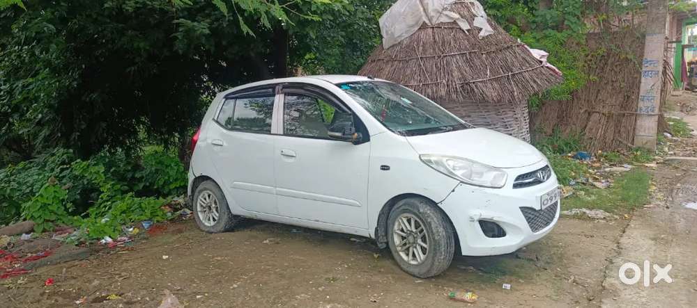 Hyundai I10 Sportz 2011 Model