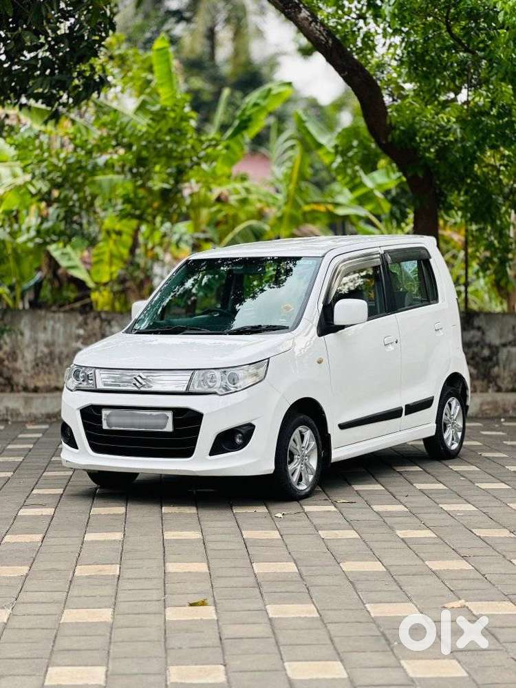 Maruti Suzuki Stingray Vxi, 2014, Petrol