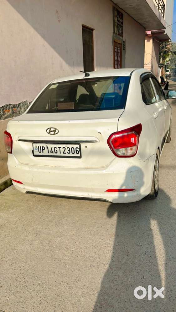 2017 Hyundai Xcent Base