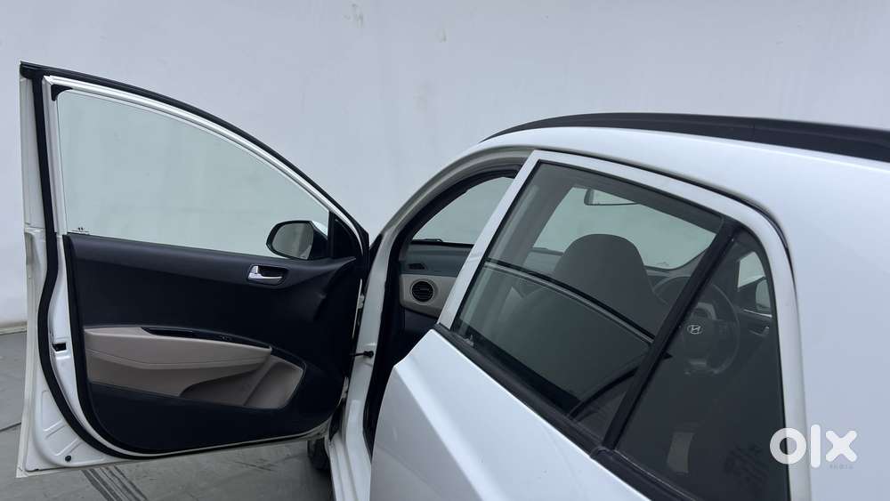 Hyundai Grand I10 1.2 Kappa Sportz Option At, 2017, Petrol