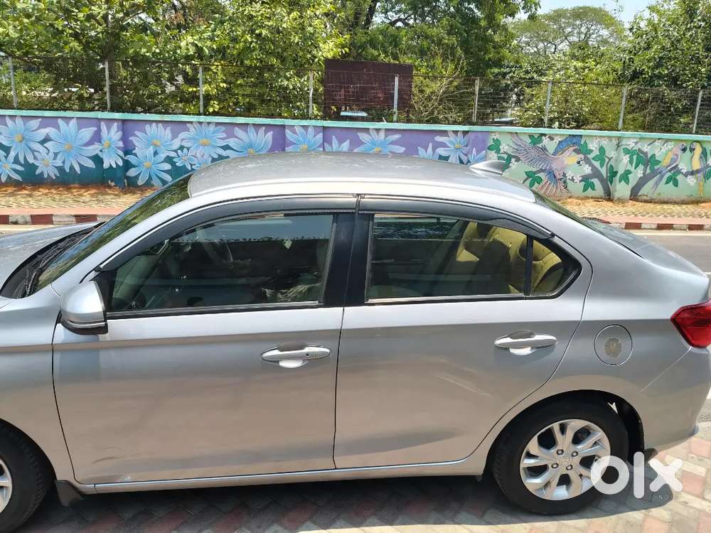 Honda Amaze 2019 Diesel Automatic 140000 Km Driven