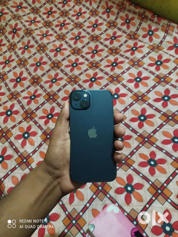 IPhone 13.