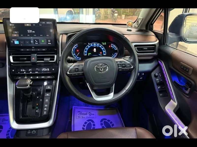 Toyota Innova Hycross 2.0 Zx (o) Hybrid 7 Str, 2024, Petrol