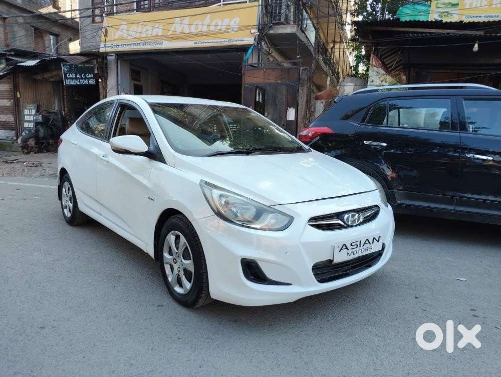 Hyundai Verna 1.6 Vtvt S, 2012, Petrol