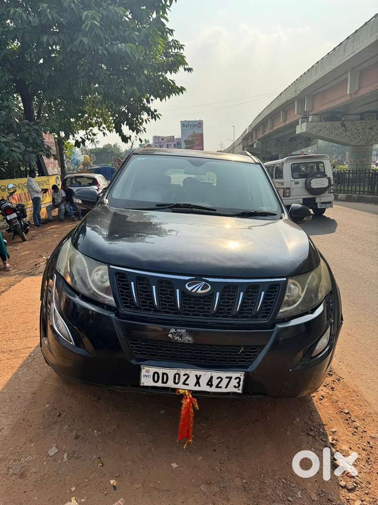Mahindra Xuv500 2015 Diesel 130000 Km Driven