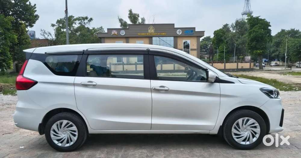 Maruti Suzuki Ertiga Vxi Cng, 2026, Cng & Hybrids