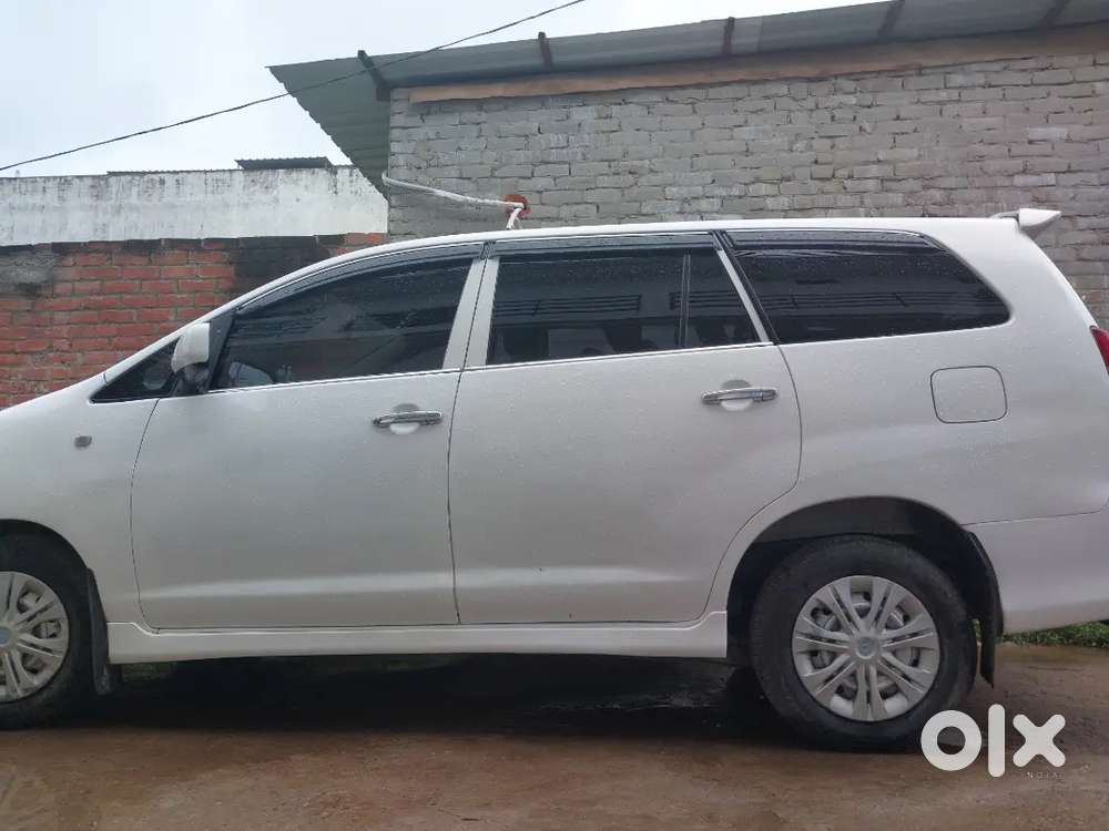 Toyota Innova 2016 Diesel 148653 Km Driven