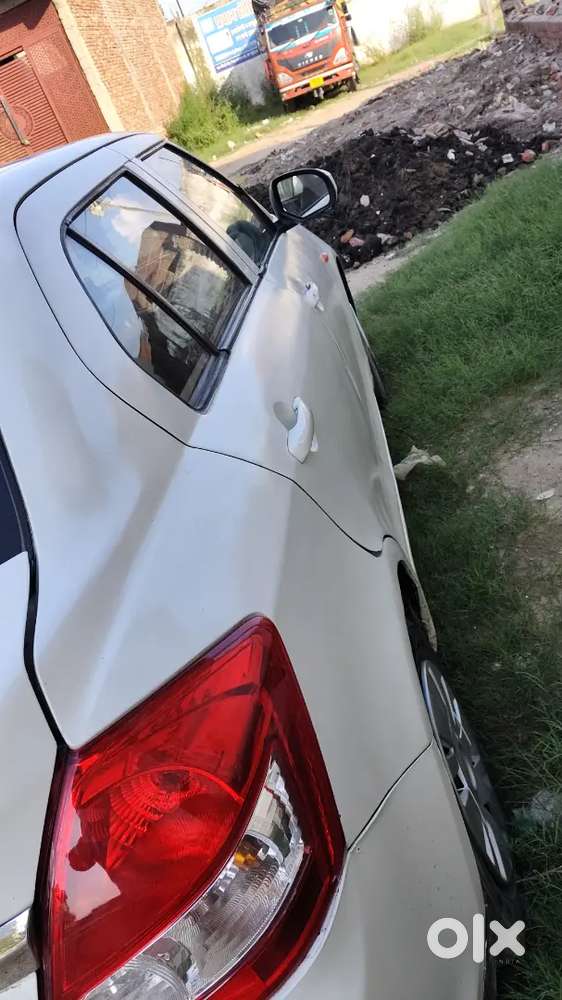 Maruti Suzuki Dzire 2018 Variant Vxi Cng