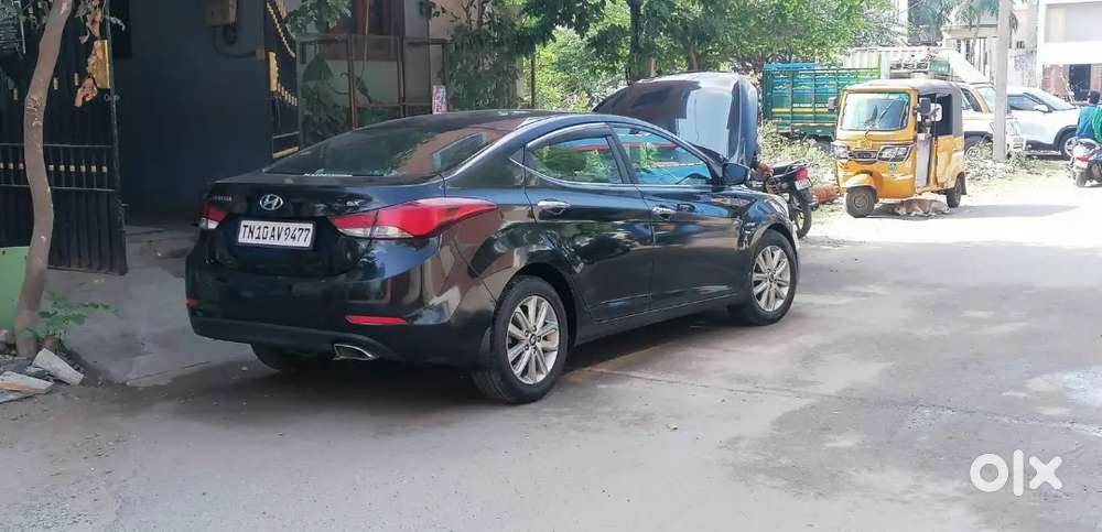 Hyundai Elentra 2016 Petrol Manual ,good Condition,lady Owner