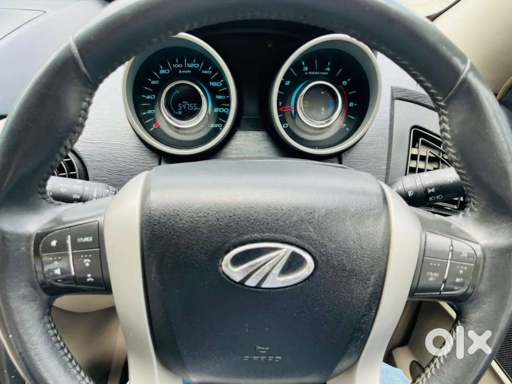 Mahindra Xuv500 At W10 Fwd, 2016, Diesel