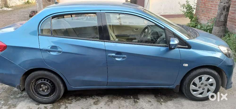 Honda Amaze 2nd Gen 2014 Diesel Good Condition