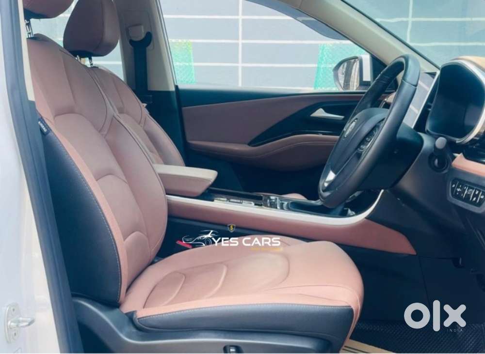 Mg Hector Plus Savvy Pro 1.5 Turbo Petrol Cvt 7 Str Dual Tone, 2024,..