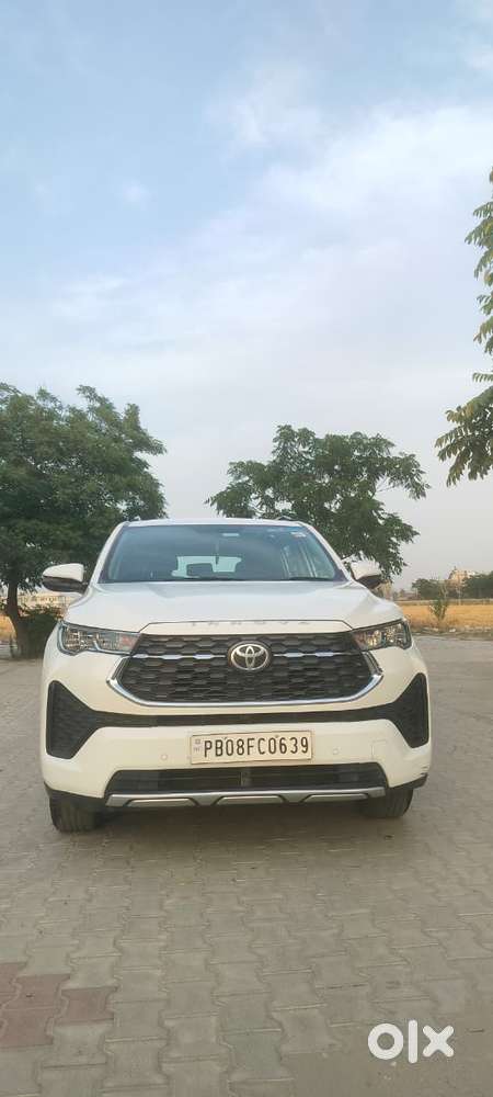 Toyota Innova Hycross 2.0 Vx Hybrid 7 Str, 2023, Diesel