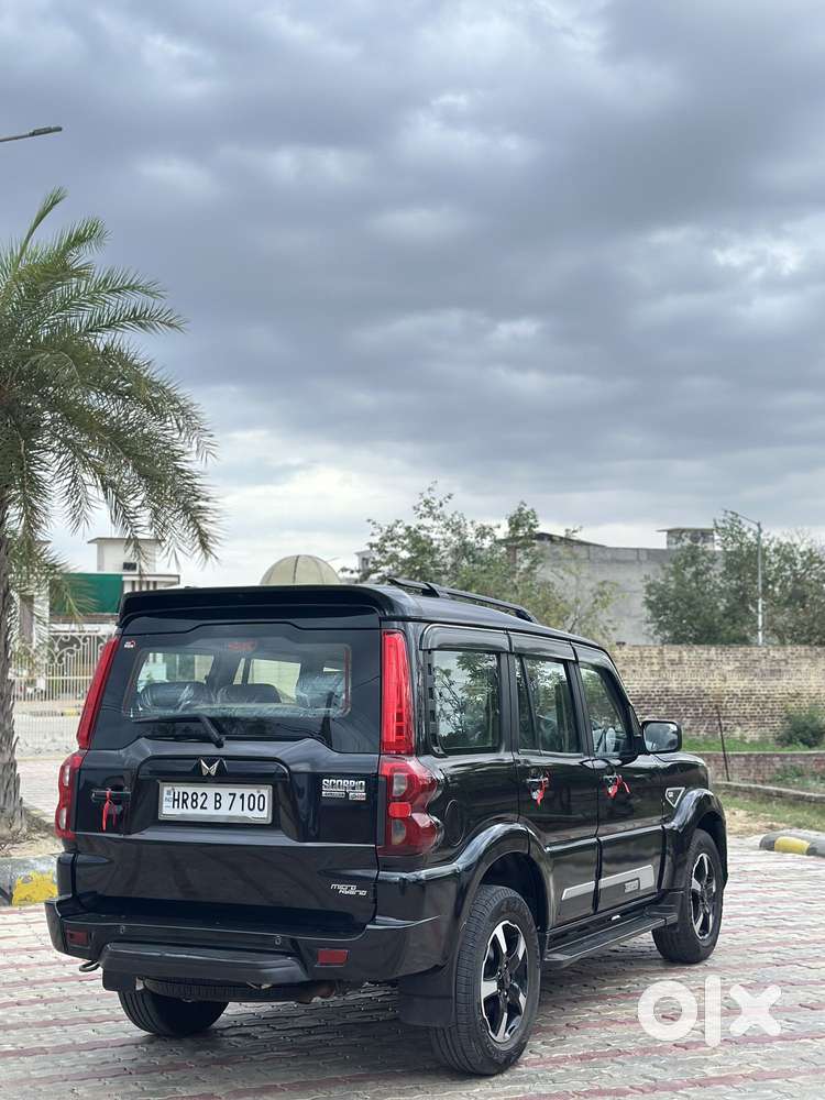 Mahindra Scorpio Classic 2.2 S 11 Mt 7 Cc, 2022, Diesel