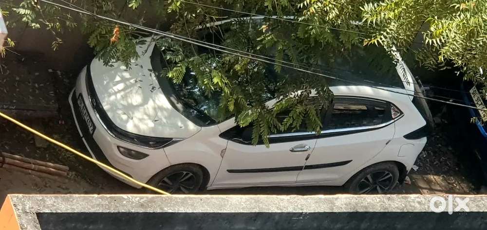 Tata Altroz 2020 Petrol 64000 Km Driven 0depth Insurance