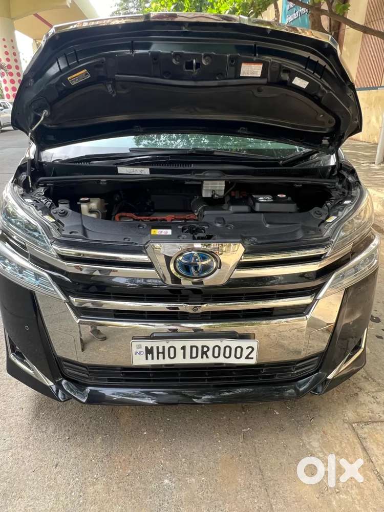 Toyota Vellfire 2.5 Hybrid, 2020, Petrol
