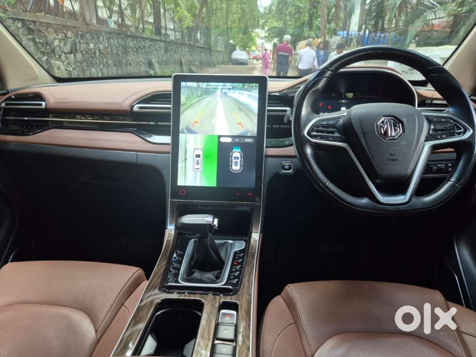 Mg Hector Plus Sharp Pro 1.5 Turbo Petrol Cvt 7 Str, 2024, Petrol