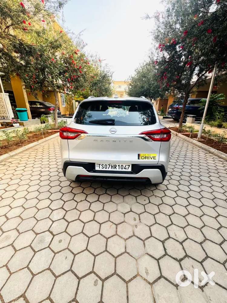 Nissan Magnite Showroom Track