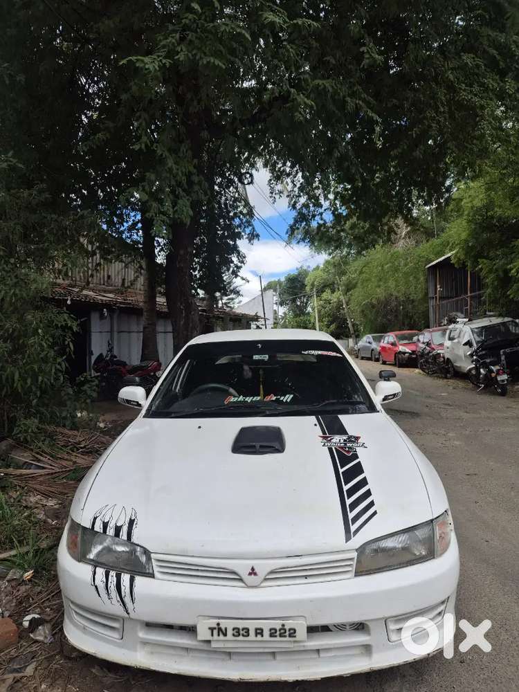 Mitsubishi Lancer 2000 Diesel 98000 Km Driven