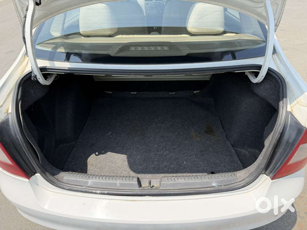 Skoda Rapid 1.6 Mpi Ambition, 2015, Diesel