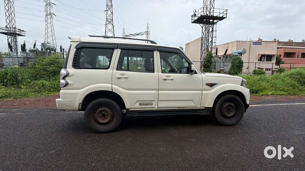 Mahindra Scorpio S6, 2014, Diesel