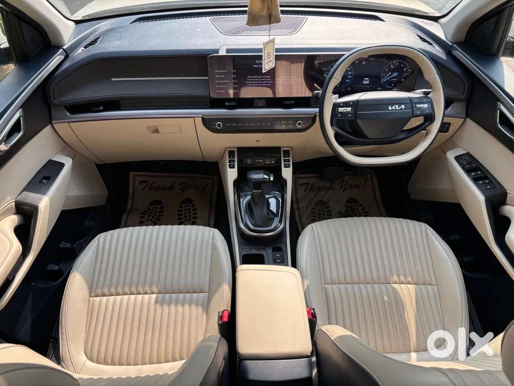Kia Carens Clavis, 2025, Petrol