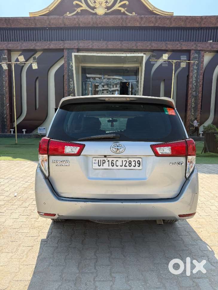 Toyota Innova Crysta