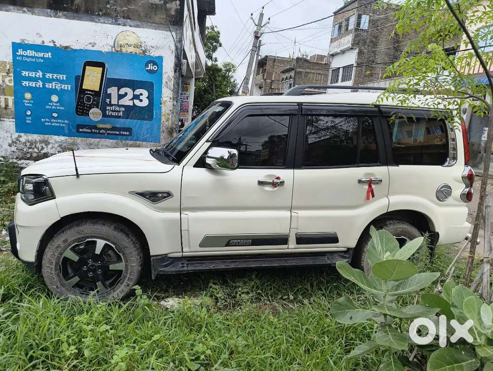 Mahindra Scorpio 2022 Diesel 119913 Km Classic