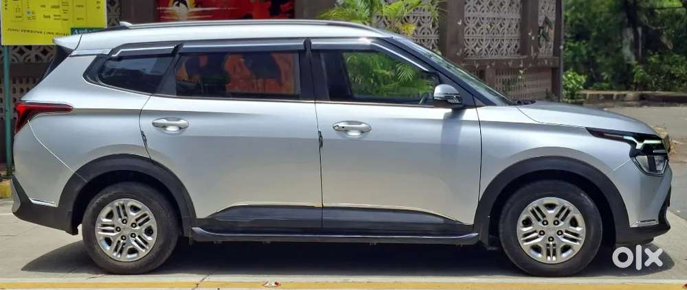 Kia Carens Prestige 2024