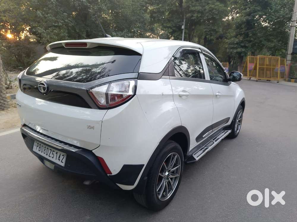 Tata Nexon 1.5 Revotorq Xm (s), 2018, Diesel