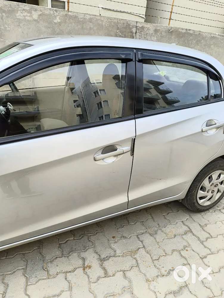 Honda Amaze 2016 Diesel Well Maintained