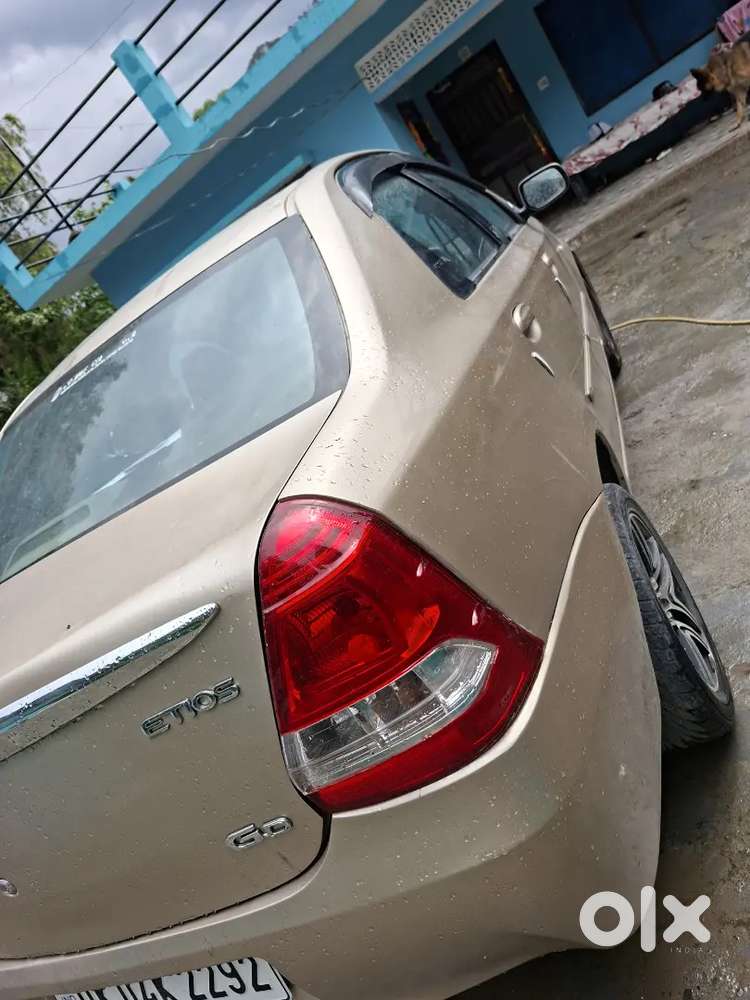 Toyota Etios 2011 Petrol Well Maintained