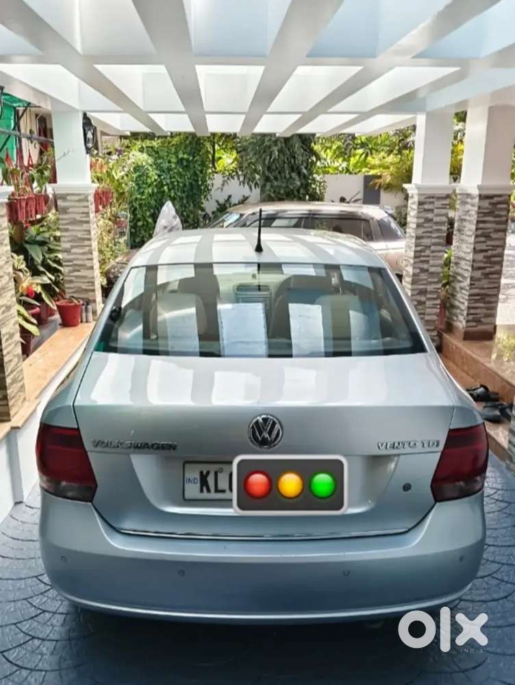 Good Condition Vento@milage : 20-24kms )