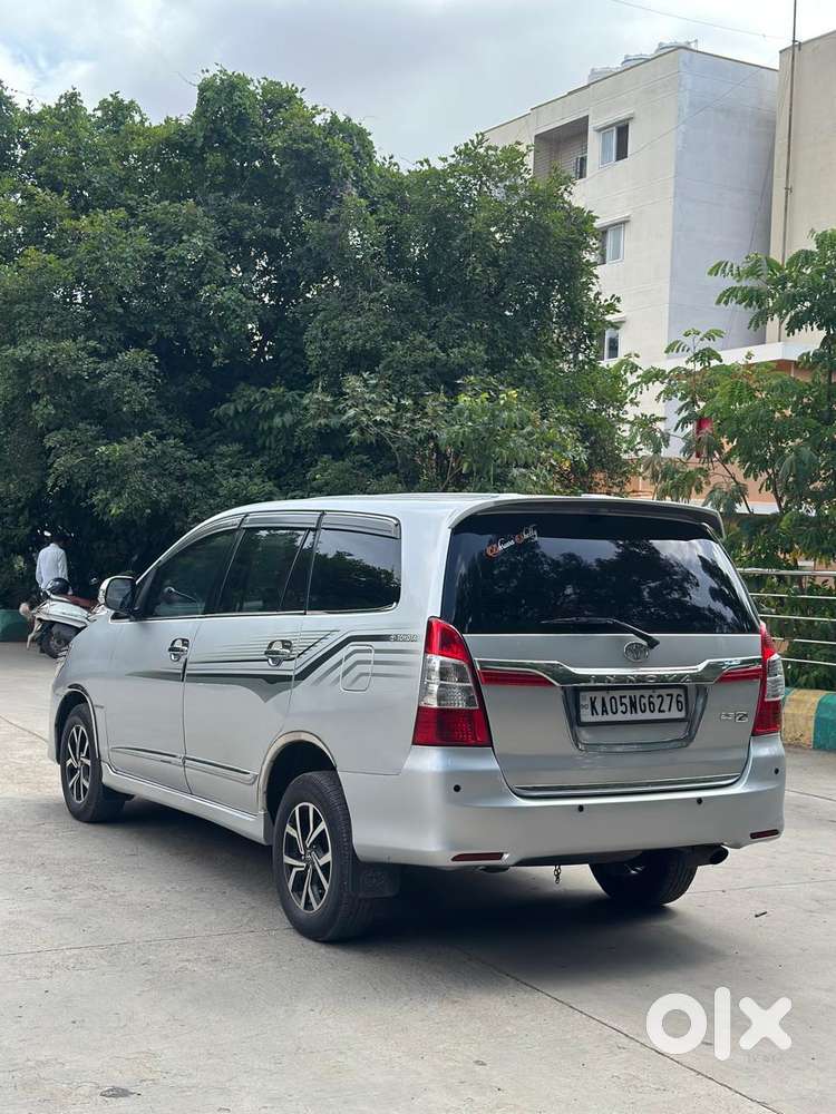 Toyota Innova 2.5 Zx 7 Str Bs-iv, 2015, Diesel