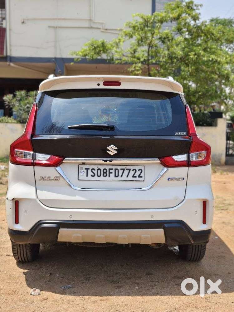Maruti Suzuki Xl6 1.5 Alpha At, 2021