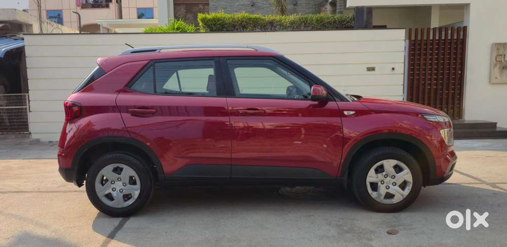 Hyundai Venue S Diesel, 2020, Diesel