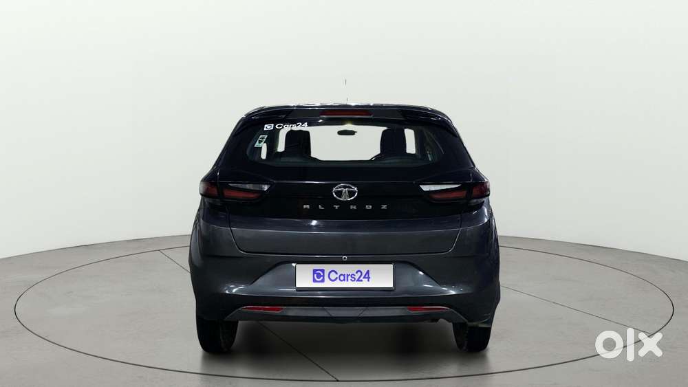 Tata Altroz 1.2 Xe Plus Petrol, 2022, Petrol