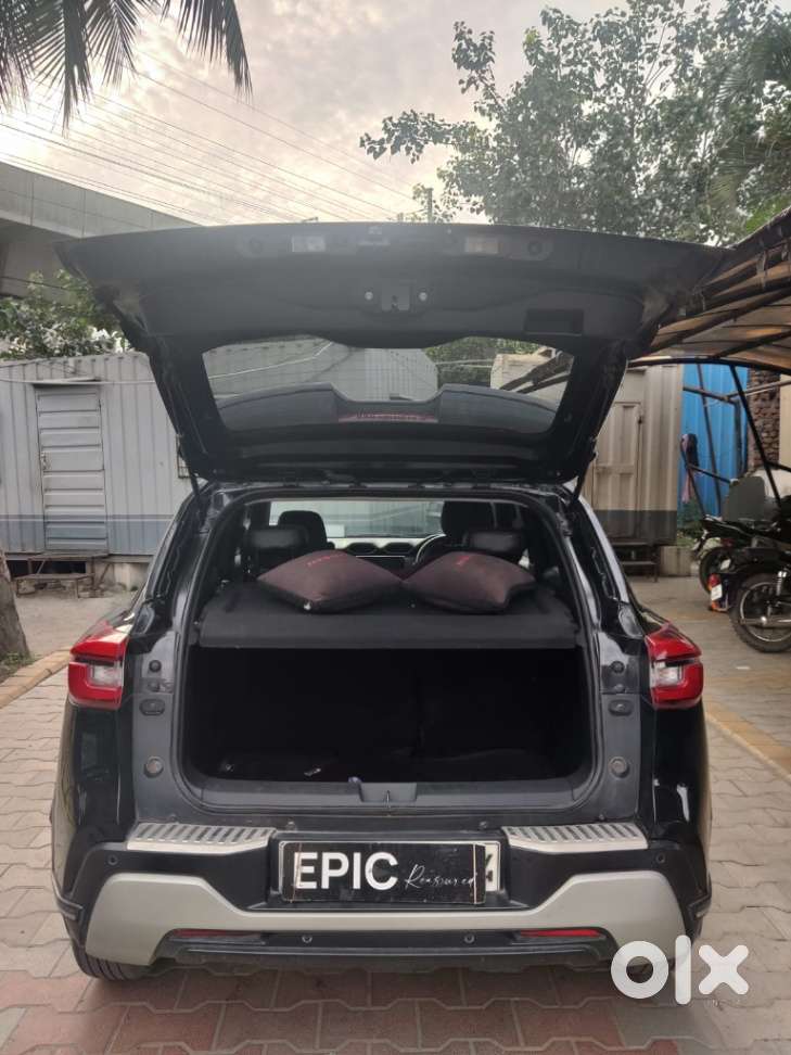 Nissan Magnite 1.0 Xv Premium, 2021, Petrol