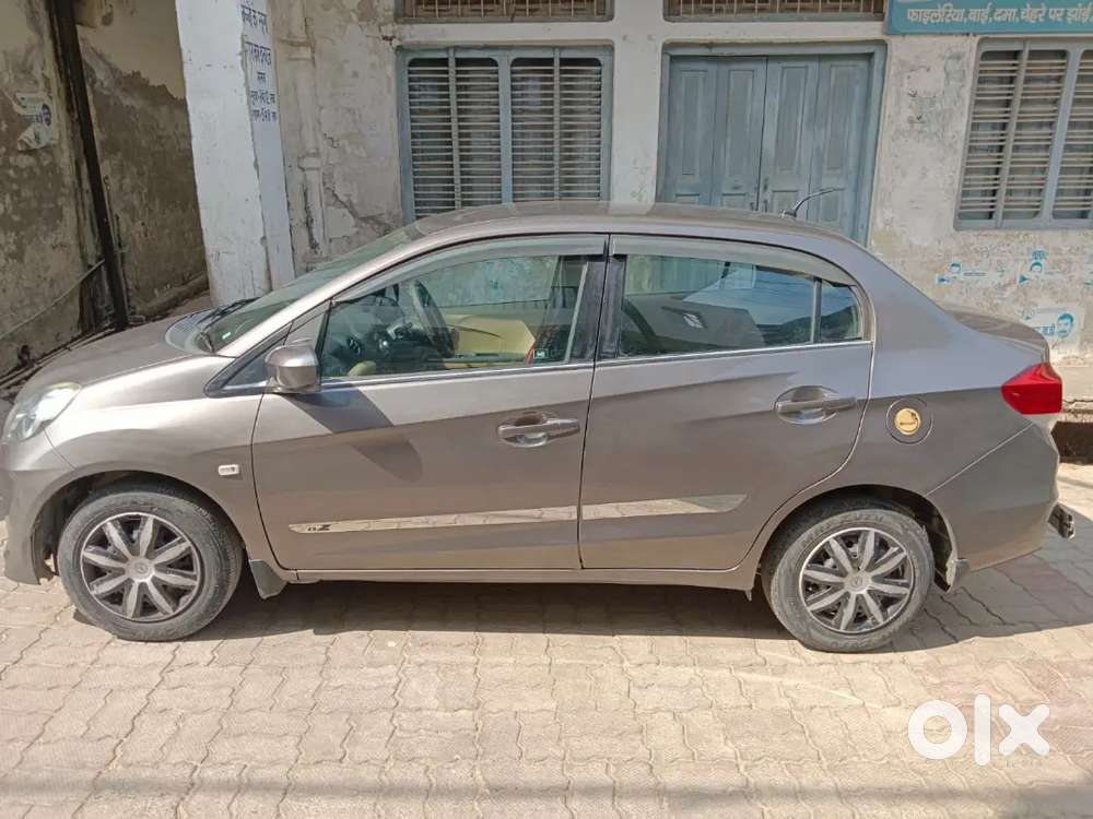 2014 Honda Amaze Diesel, Rc Valid Till 2029, 3rd Owner, New Tyres,