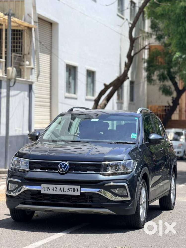 Volkswagen Taigun 1.0 Tsi Highline At, 2023, Petrol