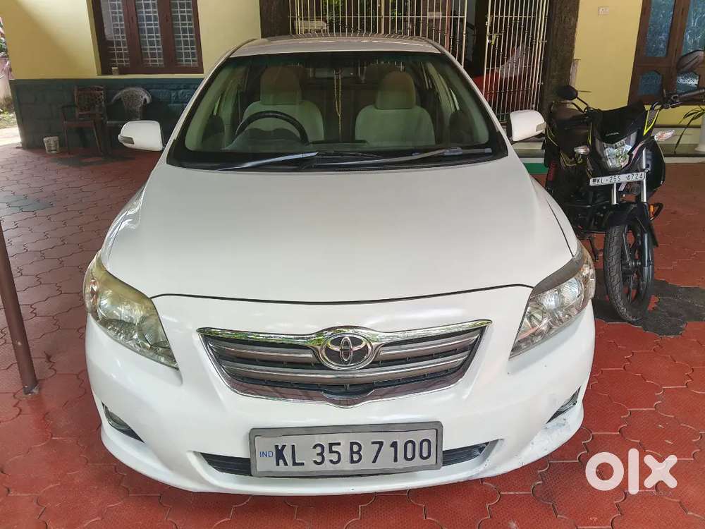Toyota Corolla Altis 1.8g 2010