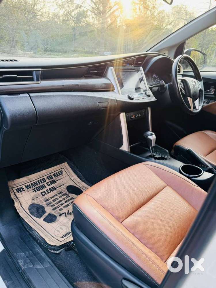 Toyota Innova Crysta