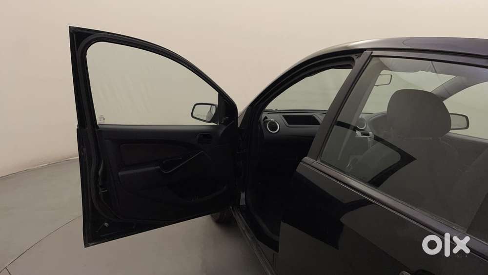 Ford Figo 2010-2012 Petrol Exi, 2012, Petrol