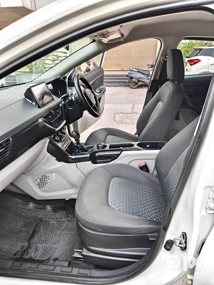 Tata Nexon 1.2 Revotron Xe, 2019, Cng & Hybrids