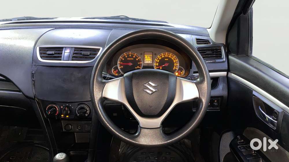 Maruti Suzuki Swift Vxi, 2016, Petrol