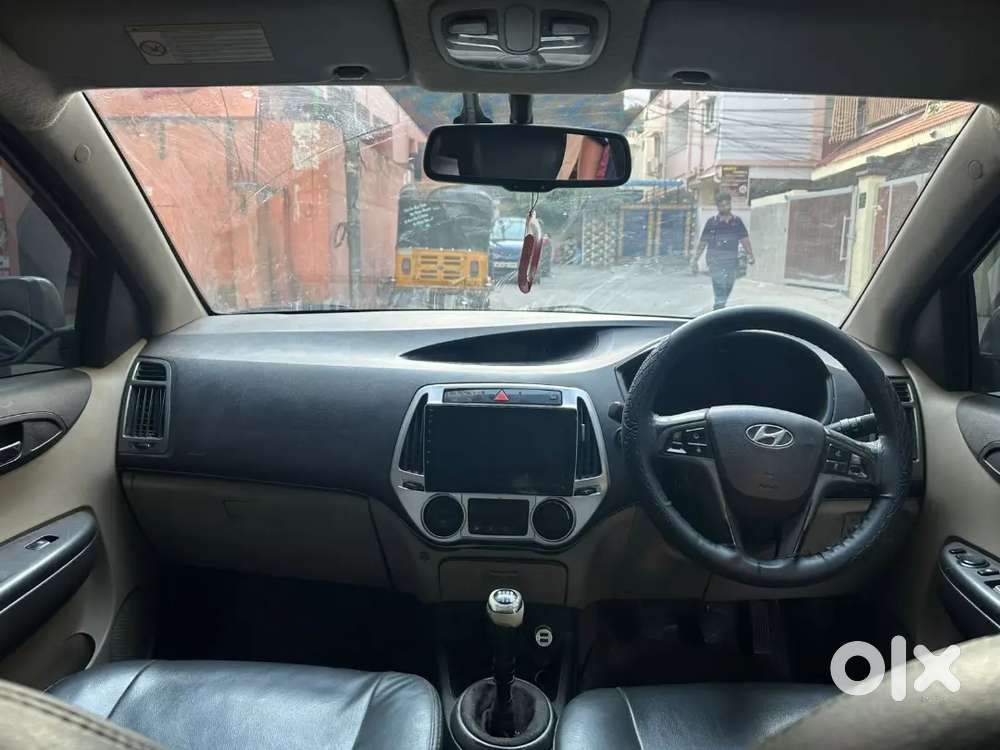 Hyundai I20 2013 Diesel 100000 Km Driven Push Button Start Top