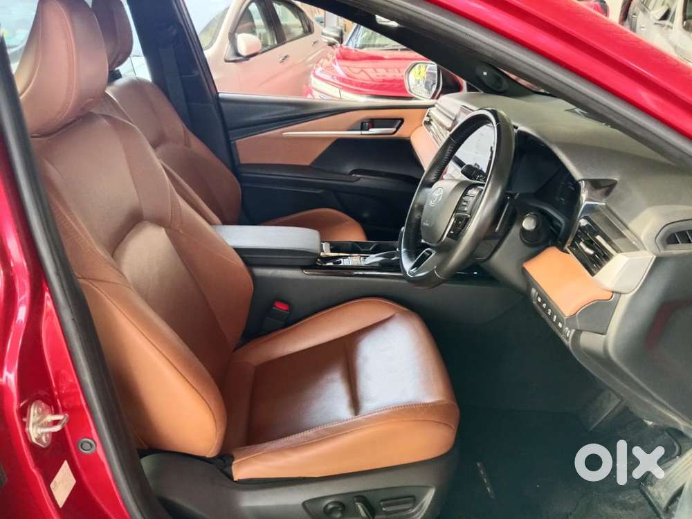 Toyota Camry, 2024, Petrol