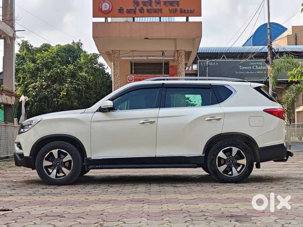 Mahindra Alturas G4 4wd At, 2021, Diesel
